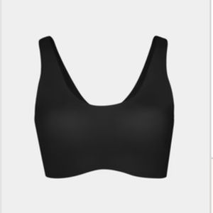 NWT Knix Luxelift Pullover Bra Black size M+ fits 34D, 34DD, 34DDD
